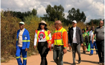Tshwane Officials Engage Community in Mamelodi Road Assessment